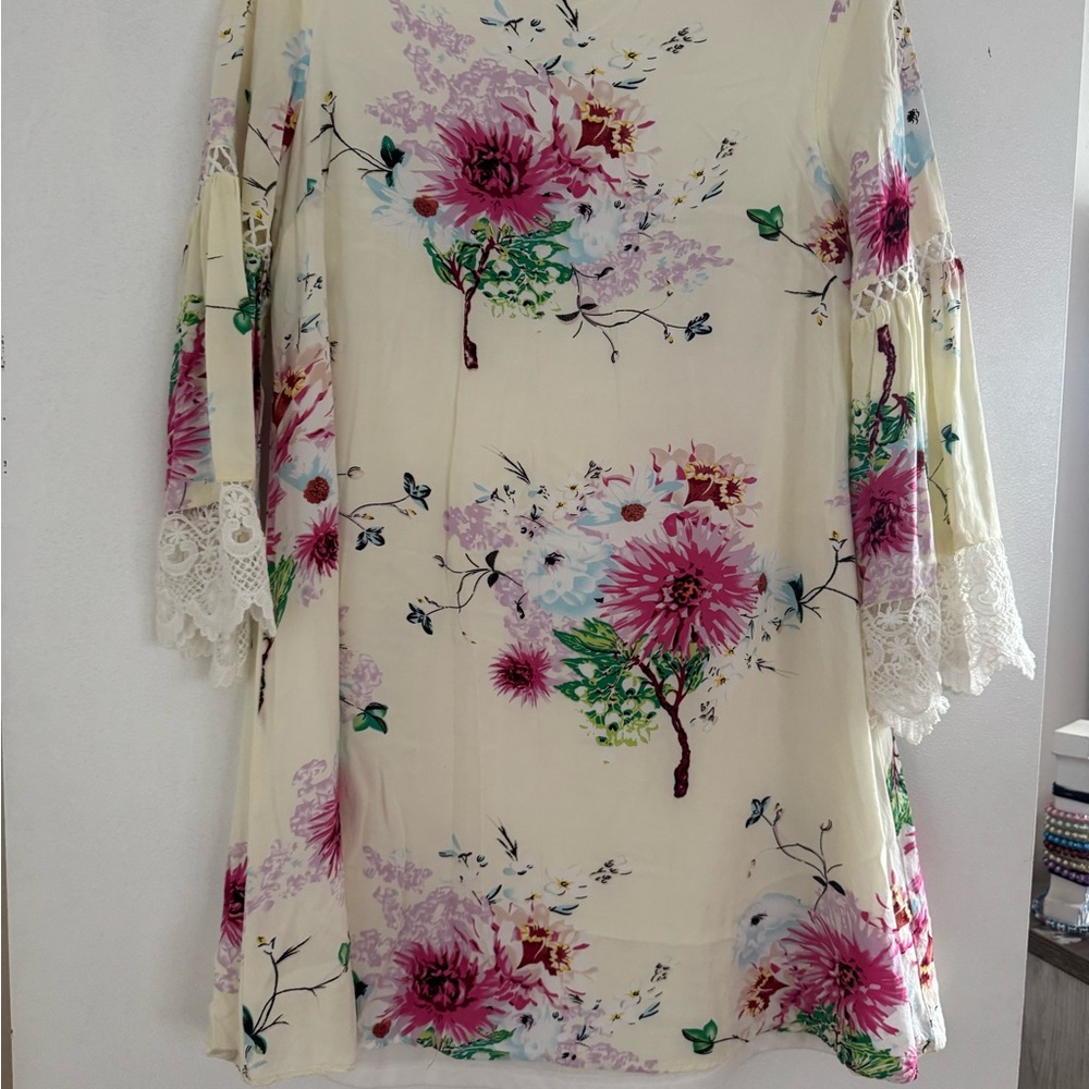 Floral Lace Trim Dress